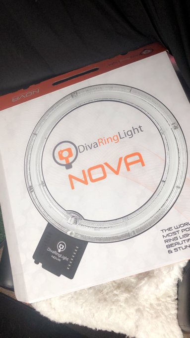 My latest amazon gifts😍😍😍 Thank you Tim! https://t.co/UuDQTflXhf<a href="/tag/onmfc"class="tags"><span>#onmfc</span></a>