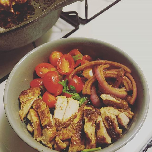 therealagbell's tweet photo. Actually put effort into cooking for once. Results satisfactory. https://t.co/g2le73g7w1 https://t.co/2n3v9WYgnK