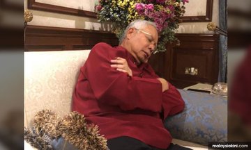 View image on Twitter