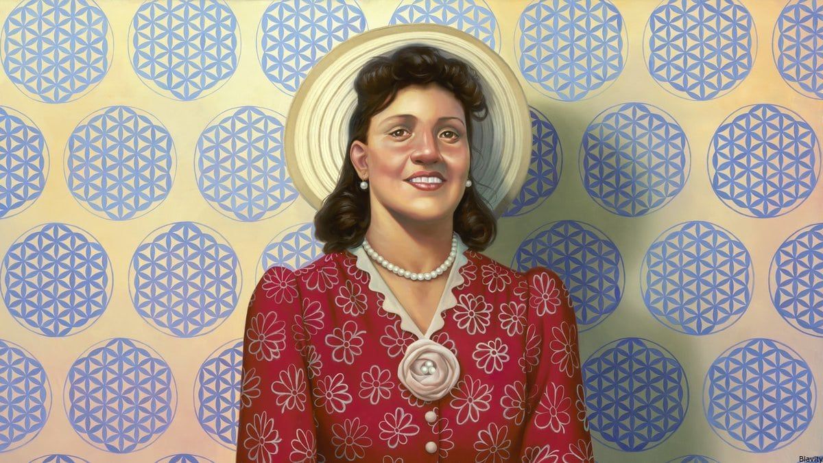 Blavity's tweet photo. She's finally getting the credit she deserves 👑. #HenriettaLacks, the mother of modern medicine, honored with a portrait in the national portrait gallery https://t.co/EwjGGlLT94 https://t.co/vFQGbEr0eR