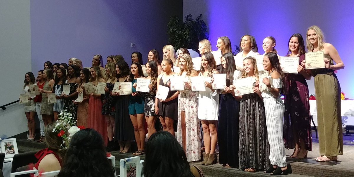 Wolfpackadmin's tweet photo. What a wonderful group of cheer team members this year! #MLKwolves https://t.co/RcroudnneQ