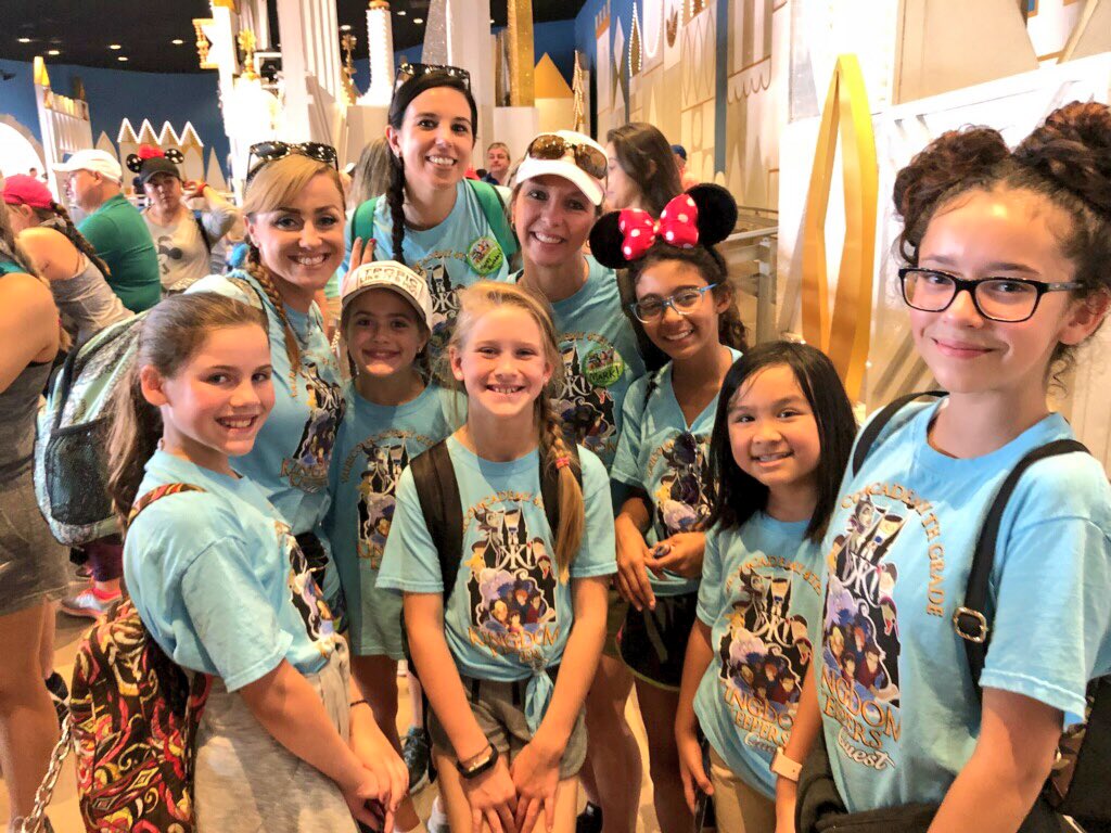 JLynMarie's tweet photo. Valrico Academy 4th grade Kingdom Keepers questing for clues in the world of dolls. @RidleyPearson @Kmills85 @kdunne1111 #itsasmallworld #ridleysnotebook #howmanydrummers #thedunnettes https://t.co/9Nmui46ZZO