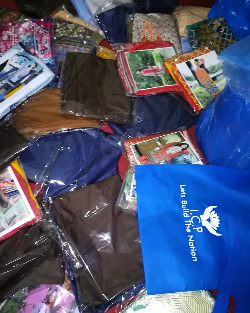 Rangdusociety's tweet photo. *EID PROJECT*
Alhumdulilah successfully arranged clothes for Eid. It was all possible just because of your donations.
Thankyou for trusting us and helping us in spreading happiness.
#eidproject #icppakistan #imaginepakistan #createpakistan https://t.co/1skM8Ussth