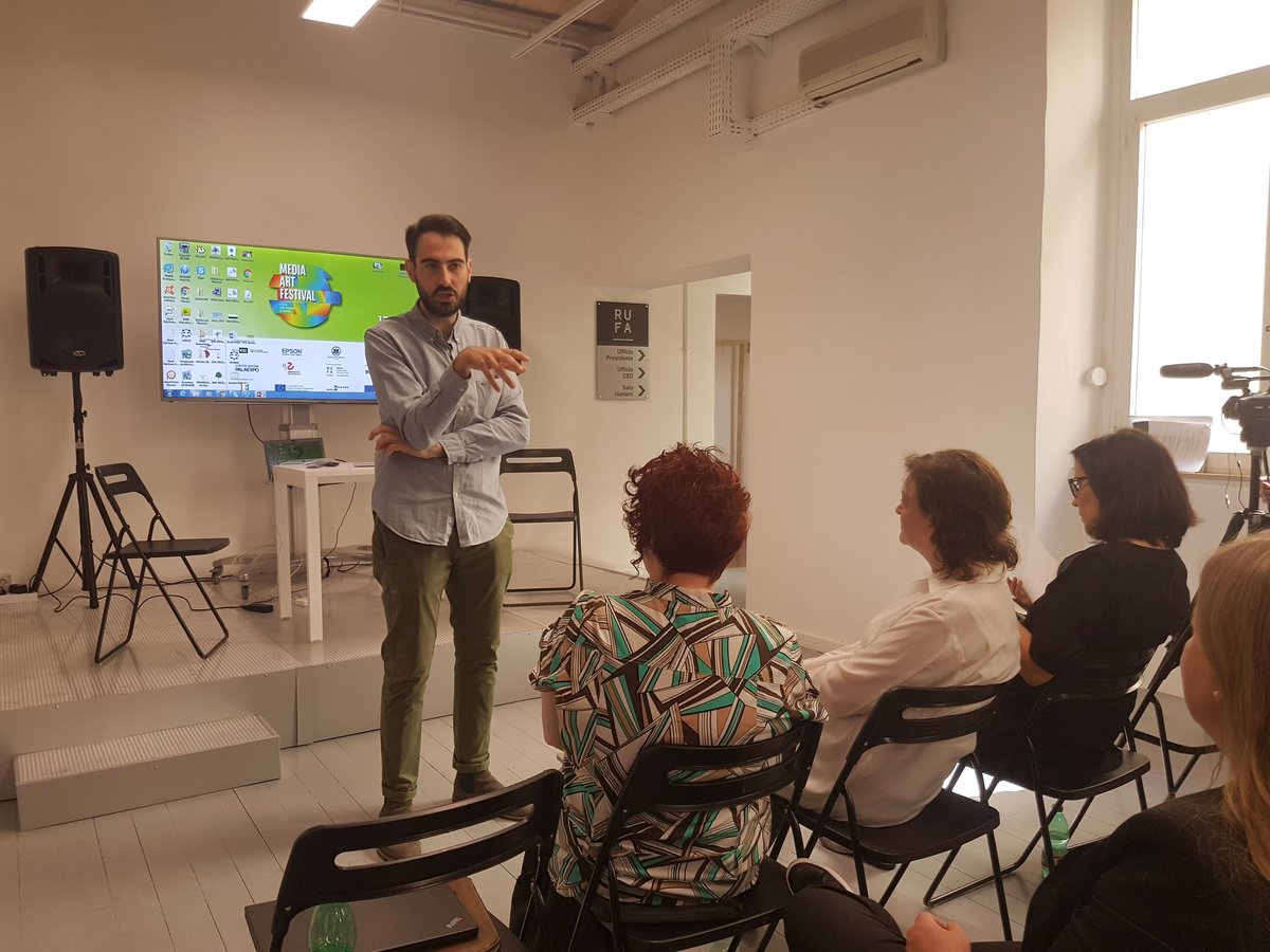 RomaMAF18's tweet photo. #RomaMAF Si comincia alla @RUFA_University! Un confronto tra le direttrici artistiche dei più importanti festival europei. Con @valentinatanni, Donna Holford Lovell @weareneon, JaquelineButler e @HegeTapio #IOLab #Enlight https://t.co/yiVMeC8dm4