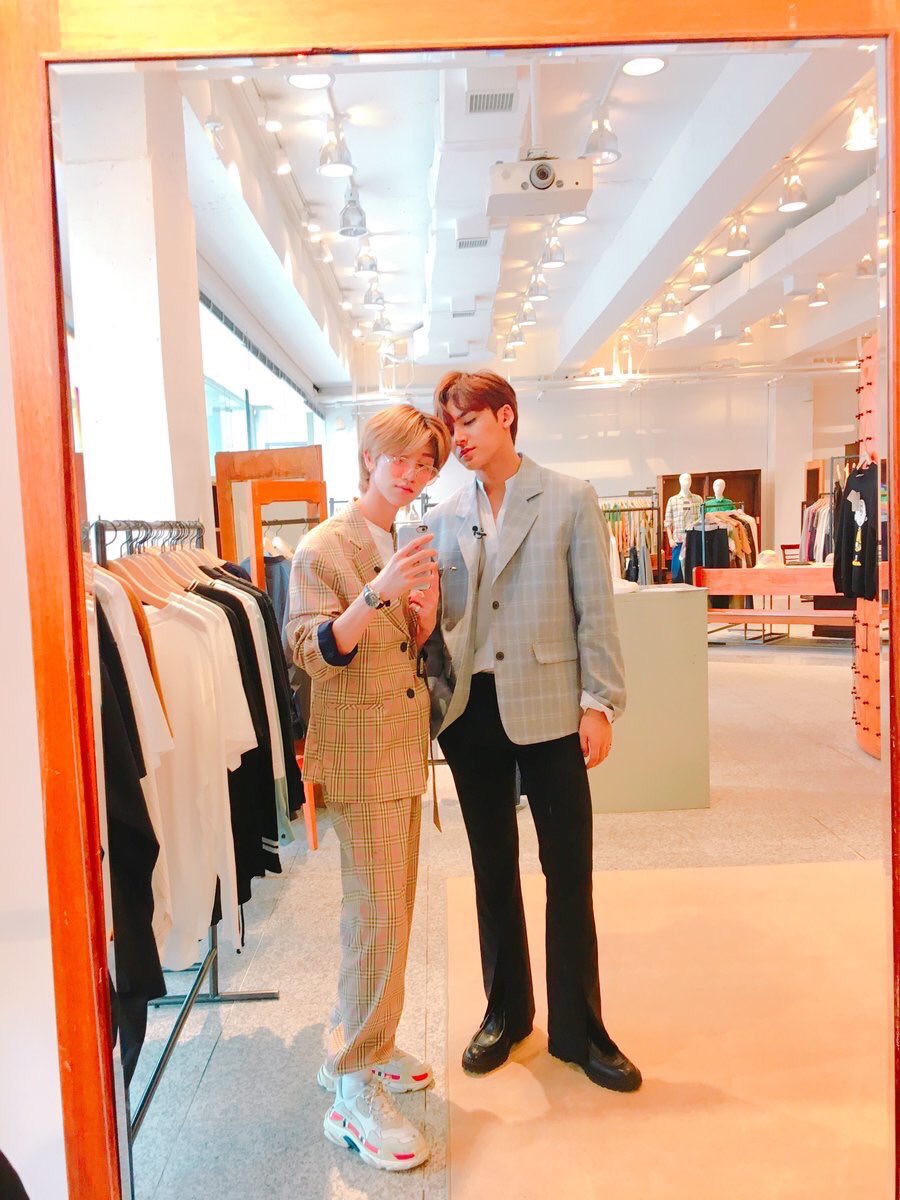 ￼ (@the8looks) on Twitter photo 