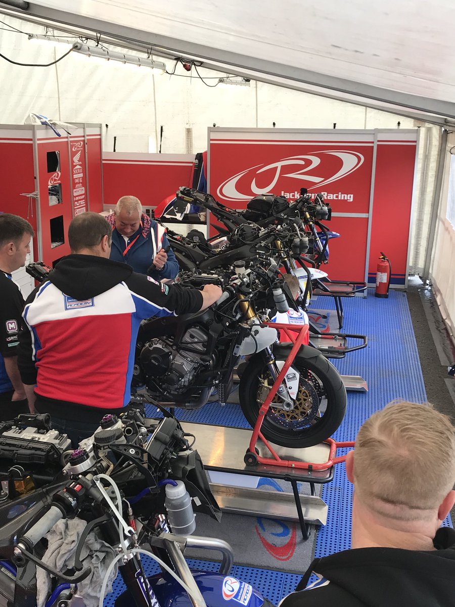 CraigNeve4's tweet photo. ๐ถtough one yesterday, plenty of laps few issues, lads all working hard to sort for tomorrowโs race day #ttprep https://t.co/UPuiUBxN2M