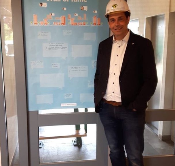 Ook <a href="/duravermeer/">Dura Vermeer</a> Materieel Service heeft de #Wall of Fame poster een mooie plek gegeven. Succes met het delen van alle mooie momenten. Wil jij ook zo’n mooie poster; laat het ons gerust weten.