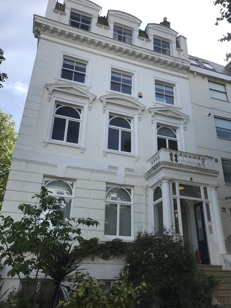 SparklingSW10's tweet photo. #SparklingSolutions - End of Tenancy Clean - Pembridge Crescent #NottingHill #London 
#estateagents #landlords #tenants Call M 07872945044 https://t.co/KB3Lr1fRVv