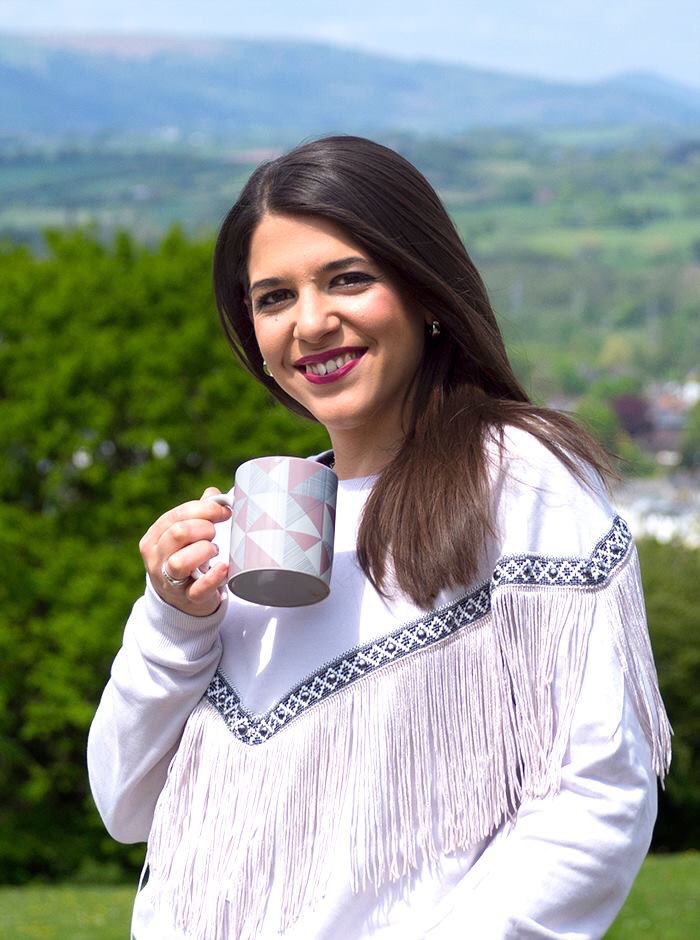marta_laguna_de's tweet photo. #HappyFriday! #Freeshipping on everything until tomorrow. Activate promo here >> https://t.co/7yhvFsM2pI
.
.
#goodmorning #Pink #MartaLagunaDesign #mug #NaniCollection #Wales #cupoftea #teatime #CoffeTime #CoffeLover #morningcoffee #goodvibes #coolmug #lovethemug #springdays https://t.co/WpTPx5PSoL