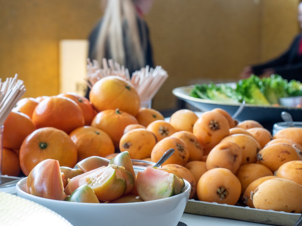 EstiloVidaMed's tweet photo. ESTILO DE VIDA MEDITERRÁNEO

Un rincón de muchos en #AlicanteGastronomica , fiel a nuestro estilo de vida mediterráneo.

#alicante #dietamediterranea #fruta #verdura #mediterraneandiet https://t.co/a2acKdxk8f