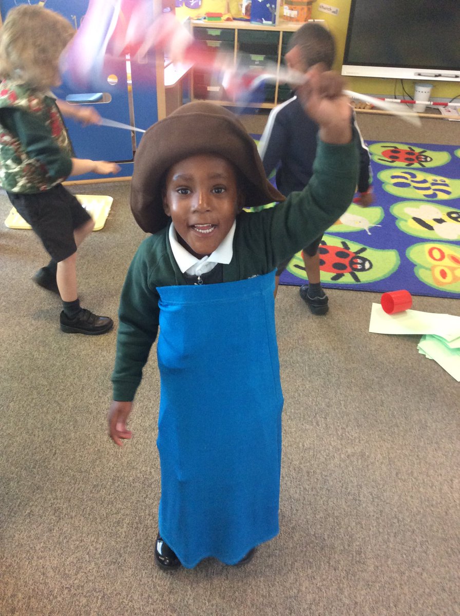 FSStLukes2017's tweet photo. Much excitement in Ladybirds and Hedgehogs today as we prepare for our own royal wedding! More photos of the big event later @DustonStLukes https://t.co/yBJPTmSxzV