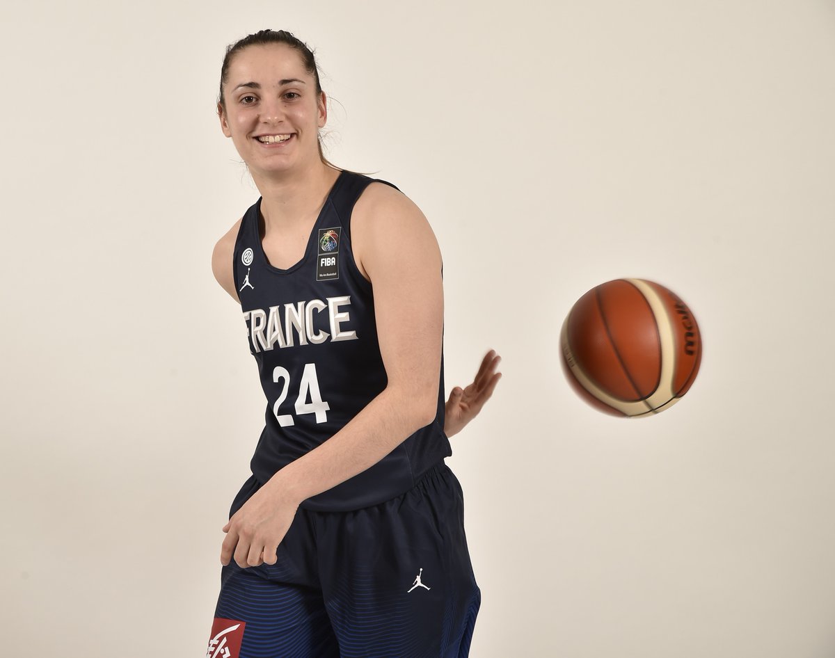 Joyeux Happy Birthday Joyeux Anniversaire Berkani Lisa Ans Equipe France Basket Scoopnest