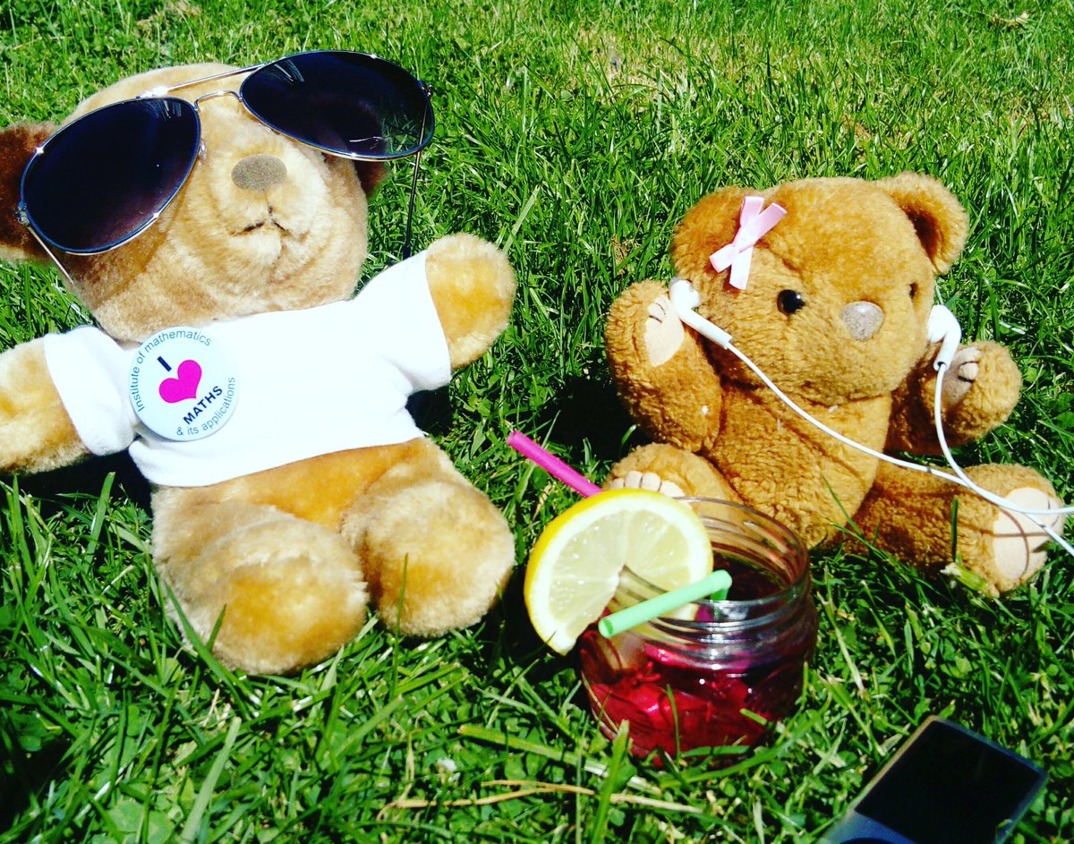 UoG_MathSoc's tweet photo. ... Annnndddd RELAX! Apple and Pi are kicking back and enjoying the sun as a reward for working hard during the exam period. βππΉπΆ #LifeOfAppleandPi #BearsOfInstagram #Mathscots #TheSummerHasJustBegun #SitBack #Relax #TimeToChill #LovingLife https://t.co/xN3giX2k1N