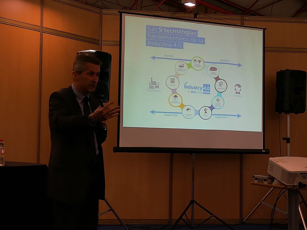 ITA_tecnologia's tweet photo. Hoy en #Mercoequip2018 #Fraga con @miguelluis_2015 @ita_agomez presenta #tecnología #Industria40 @ITAINNOVA https://t.co/O1Qiz5ypNw