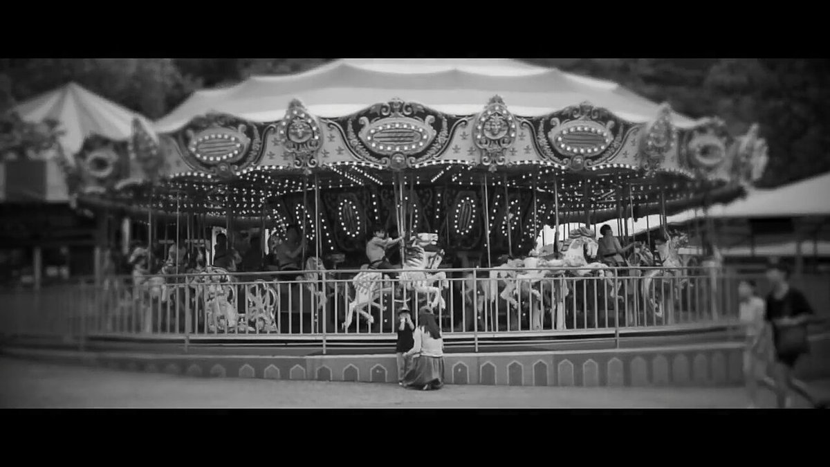 21styg's tweet photo. the carousel from highlight reel
@BTS_twt #FakeLoveFriday https://t.co/H28yDbjoyo
