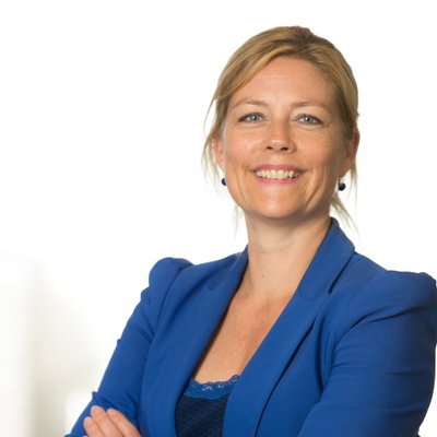 freeforce's tweet photo. De vierde spreker van ons debat op 30 mei: Maartje Grossouw; Manager Corporate Communications bij RAET. Maartje werkt met verschillende leveranciers en freelancers van creatief werk. Ze weet precies hoe ze mensen met elkaar en met een merk kan verbinden.: https://t.co/UC1lLGk4dh https://t.co/DHE5cnauni