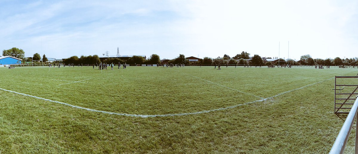 WorcsCommunity's tweet image. We are here at @MalvernRugby supporting their annual tag festival! Great to see hundreds of kids playing rugby and having fun in the sunshine 👌🏼🏉☀️🔶🔷