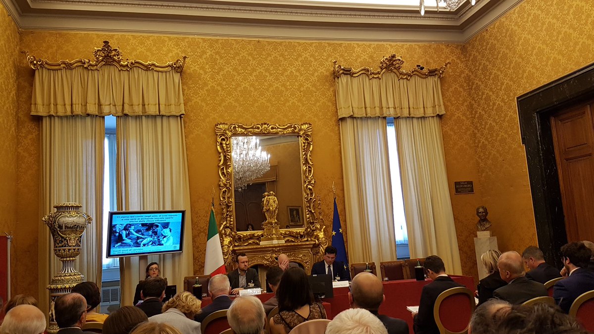 forumterzosett's tweet photo. #20anniCSV "La storia dei Csv è una storia di sussidiarietà, di partecipazione, di connessione, di differenze e pluralità, di comunità". #Tabò @CSVnet https://t.co/btAqFfqpt9