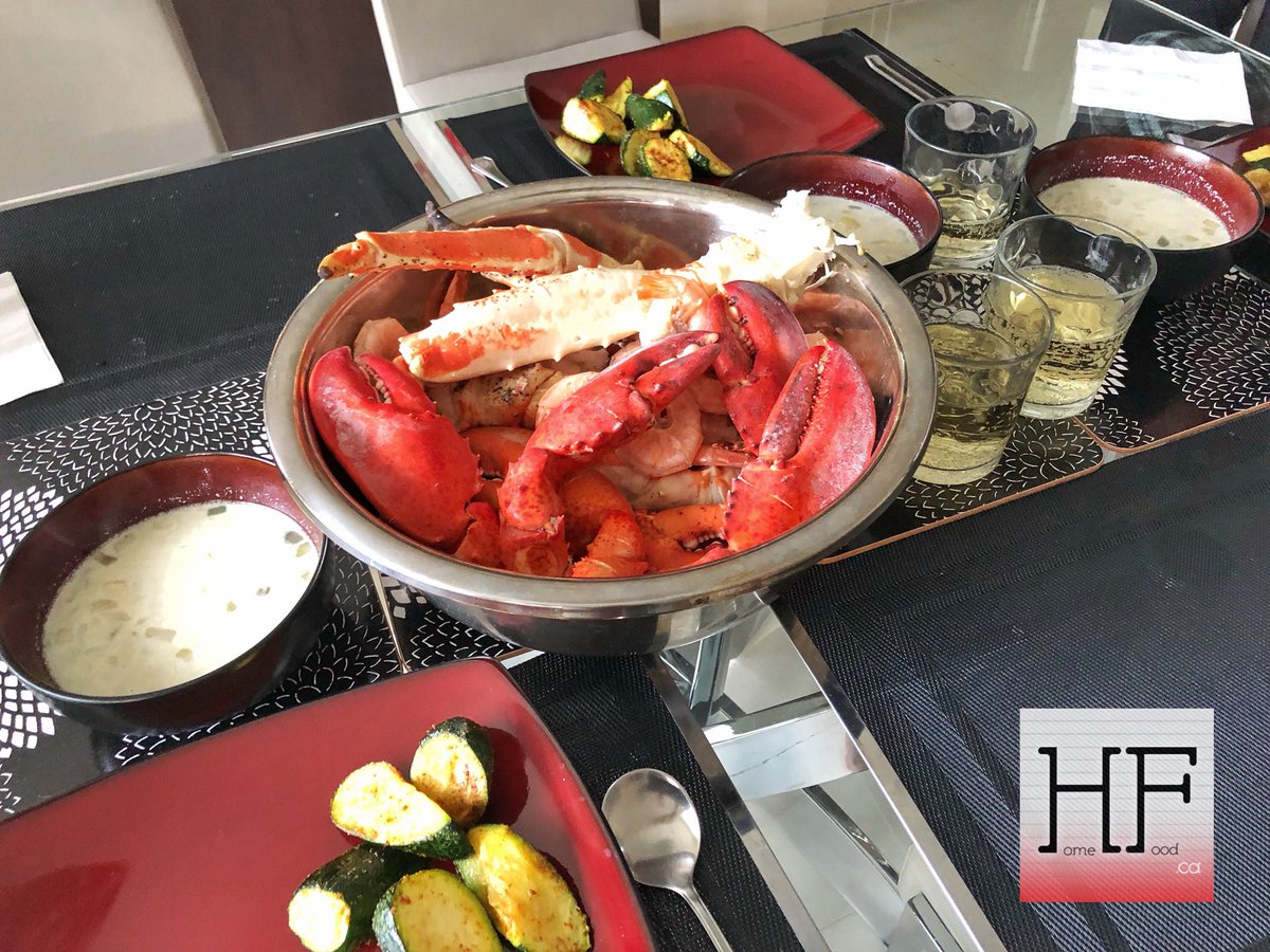 homefood_ca's tweet image. W/ good ingredients, little #culinaryskill required for a tasty dinner...

@ the end of #internationalbaccalaurete education &amp;amp; before #graduatationtrip, #TYM requested for a #seafooddinner

#cookingpapa #torontolife #markhamhome #parenthood #growinguptoofast #homefood #foodporn