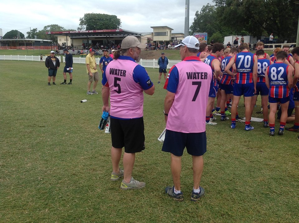 AFLQ's tweet photo. Next week is Volunteer Week!

And to celebrate, your club could win ten tickets to a Brisbane Lions game.

📰: https://t.co/jFYFUPFaYM | @AFLQFooty https://t.co/o7mqN5DIEM