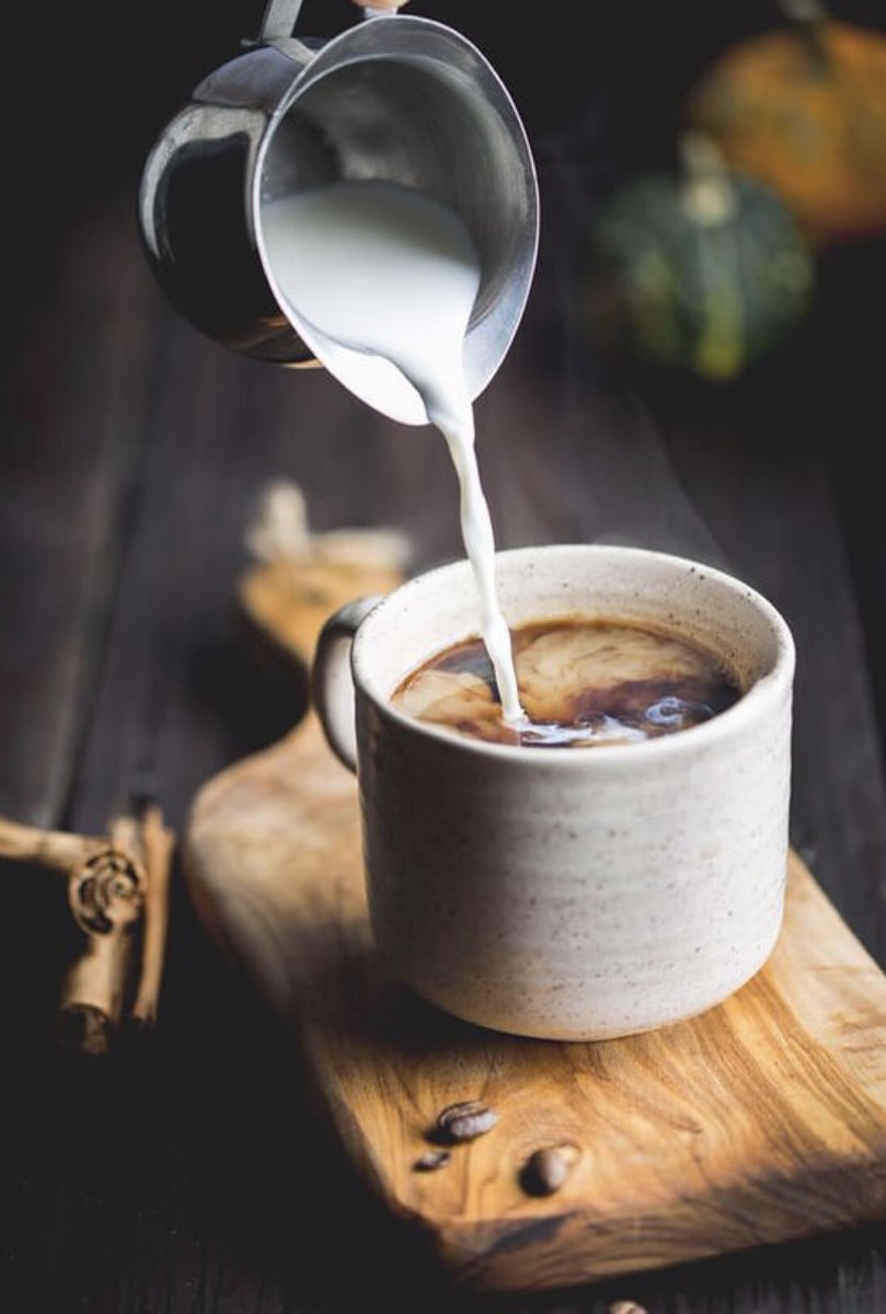 TdeBdeli's tweet photo. No hay mejor manera de comenzar el día ☕️ 

Pasa por tu café en la mañana y acompáñalo con algo de nuestra barra de delis seguro volverás por mas 👌🏻 https://t.co/Oo29FqQ2lD