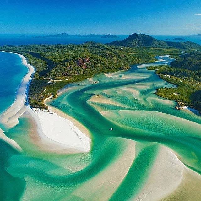 LifeWithJohn's tweet photo. Hill Inlet, Whitsunday Islands, Queensland, Australia ~ So unique! #photography #travel https://t.co/3MP8qPQIlD