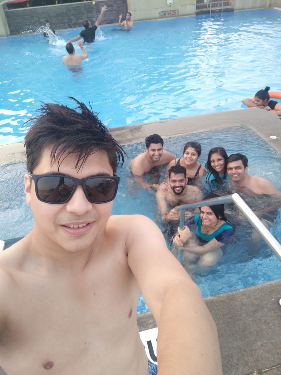 mensaurus's tweet photo. All I want to do in this heat is to take a plunge into the pool with my besties! 🌊🌞
Sound's like a perfect plan for this summery weekend doesn't it? :P
.
.
#Mensaurus #Mumbaisblogger #Stylist #MensStyle #MensStylist #LifestyleBlogger #SummerDairies #SummerPlan #Summer https://t.co/SMd3g7GJgr
