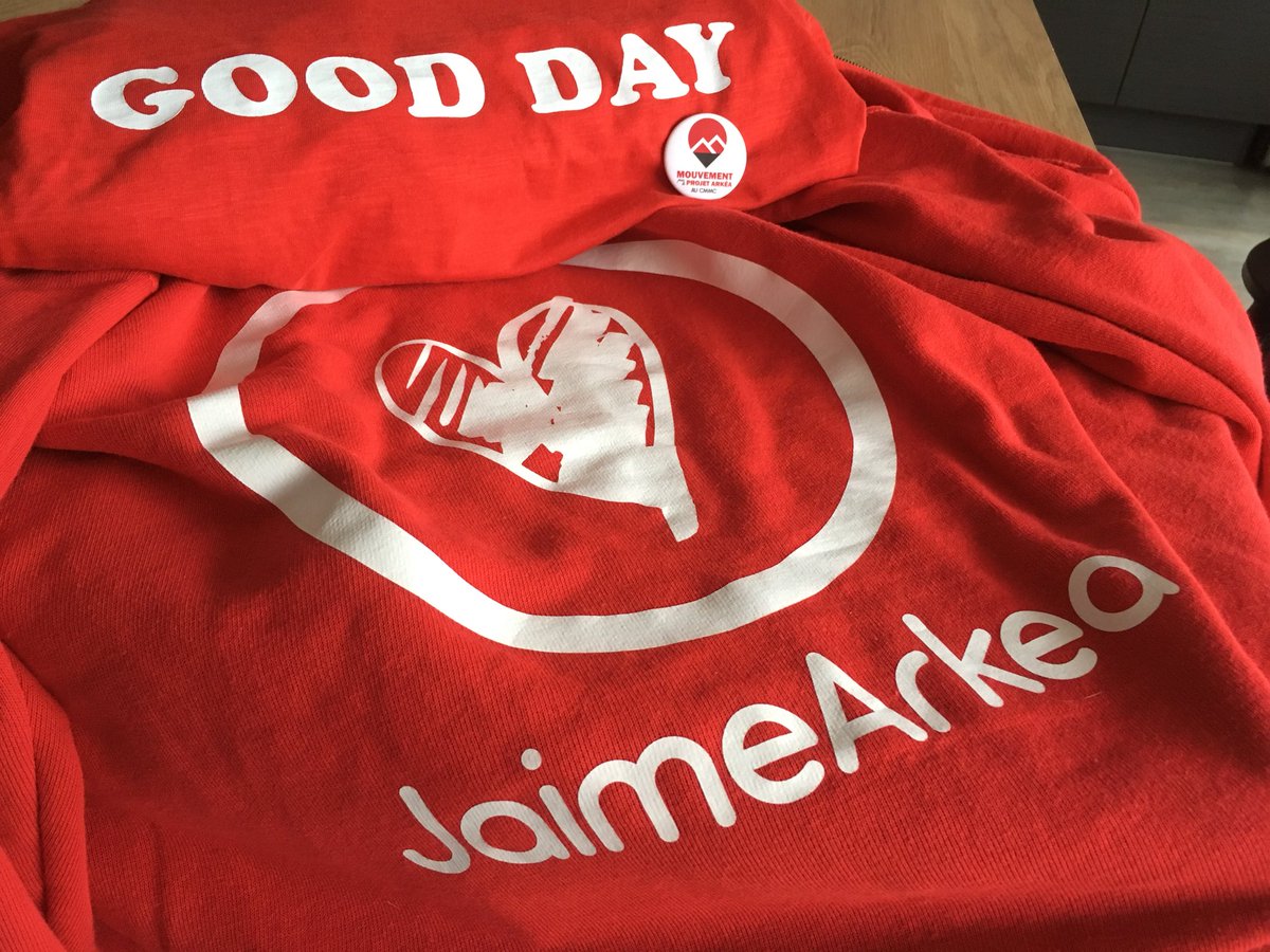 KaAudic's tweet photo. Not a good, but a Fabulous RedDay! @JaimeCMArkea https://t.co/nEE8MNAJNV
