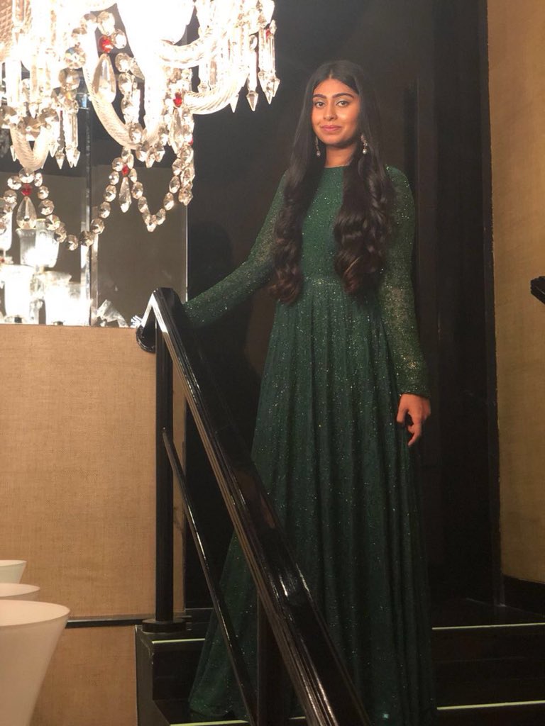 tisa_studio's tweet photo. #tisaclient 
@milonithakkar looking like a vision in #tisa’s emerald green hand embroidered gown.
#tisa #tisawomen #womenswear #indianwedding #clientdiaries https://t.co/o32zih3Xty