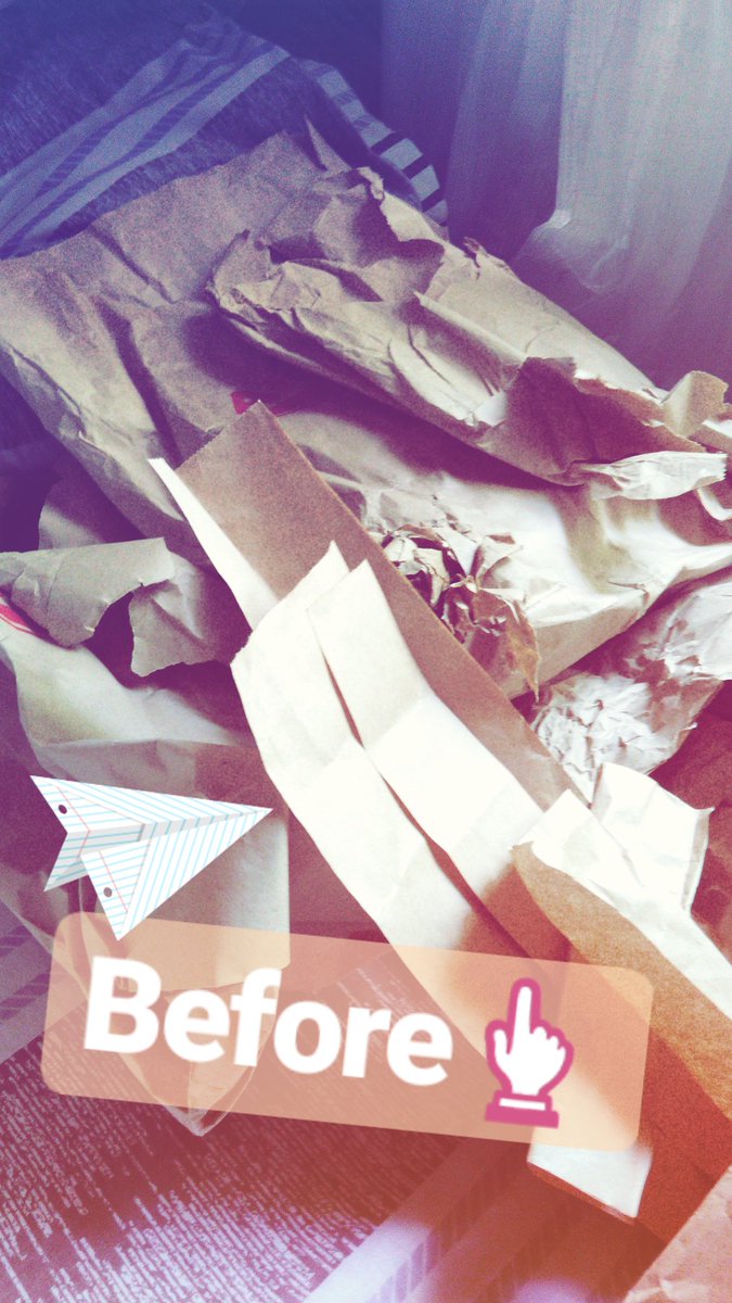 CrizzleBorillo's tweet photo. Sa sobrang bored😶😂😎
Napagtripan ang mga paper bags. Wahahhaha😁 https://t.co/16IrGzw7FF