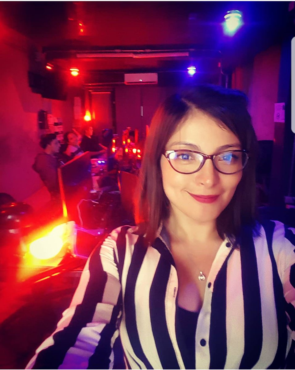 WenSantaflor's tweet photo. ¡#Almost #ready for #tomorrow! 🤓🎉🏆🏅💕 #iontec #videogames #videojuegos #gamers #Tecnologia #TechNews #cumpleanos #HBD2018 Los y las espero a partir de las 5pm #streaming #envivo 🥂🍾 https://t.co/PtS5Q1FMfu