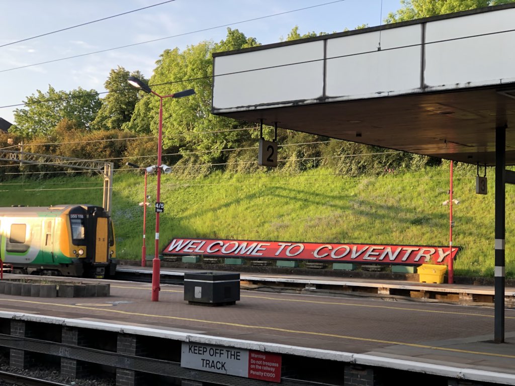 bablakecareers's tweet photo. Today is all about the @MikeSenior1 #GettingIntoTopApprenticeships conference @etcvenues in #London. A super early start from #Coventry, but it will be an immense day! https://t.co/ENyzCRwXDf