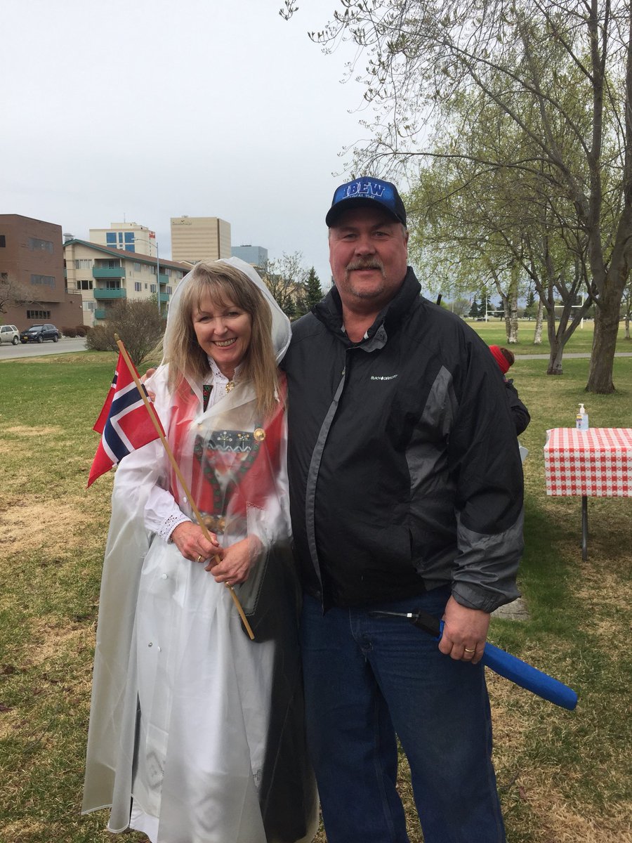 norsk907's tweet photo. Celebrating Syttende Mai, Norway’s constitution day in Anchorage, Alaska. Light rain did not dampen the spirits!🇳🇴#SyttendeMai #May17th #Anchoragealaska https://t.co/1JQZffcl96