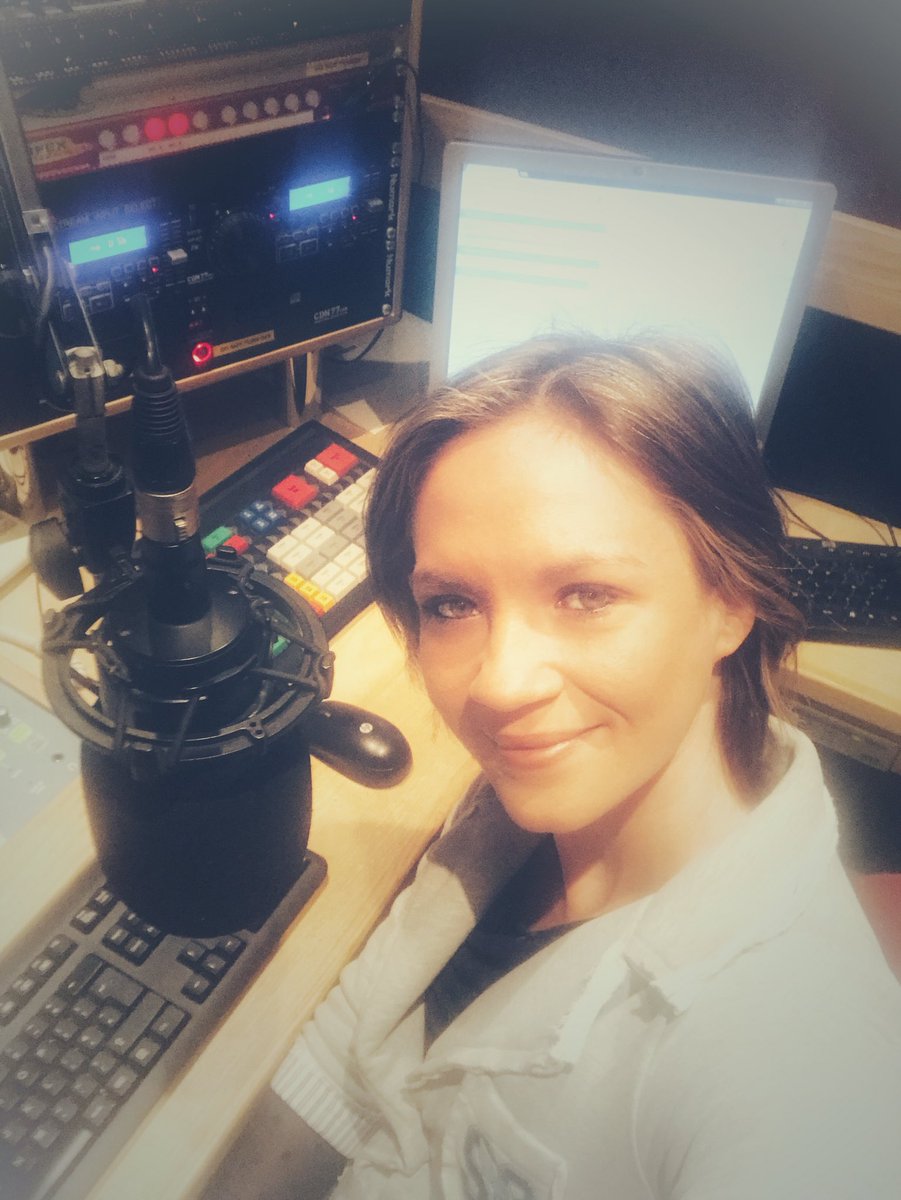 Claire Weatherley (clairesvegkitch) Twitter