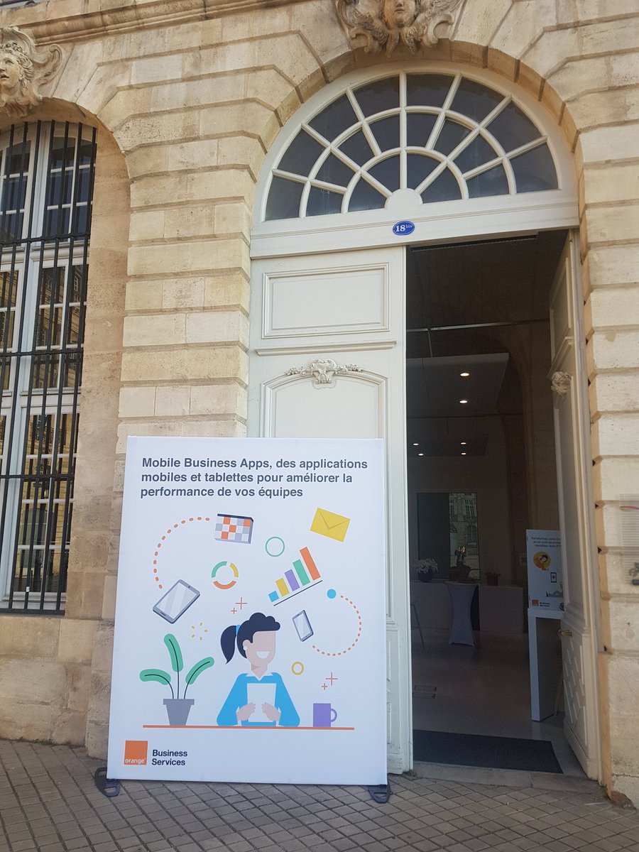 david_buis's tweet photo. #WorkandPlayMobile de Bordeaux dans les magnifiques locaux de @CCIBdxGironde c'est maintenant ! https://t.co/5GYDmpf0wD