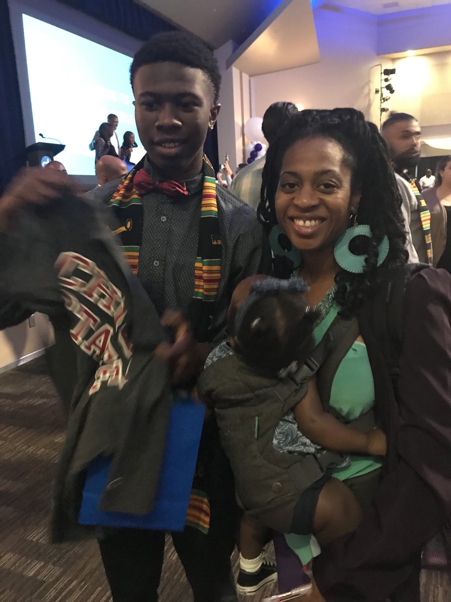 YenLMarshall's tweet image. It was exciting &amp;amp; surreal 2 be @collegetrack #LaunchToCollege nite. Flashback 2 @collegetracksac 1st launched in #Sacramento 4 yrs ago! Now these underserved #ImTheFirst #collegebound  on track 2 succeed in college w/ this 10 yrs wraparound program. Congrats!  #proudBoardmember