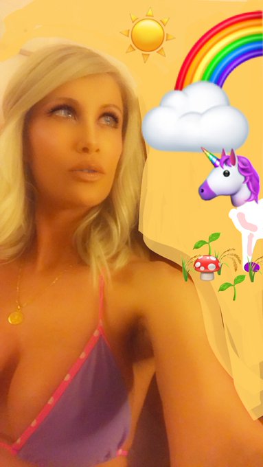 Somewhere out there... ☀️☁️🌈🦄 https://t.co/NTESFUdd5h