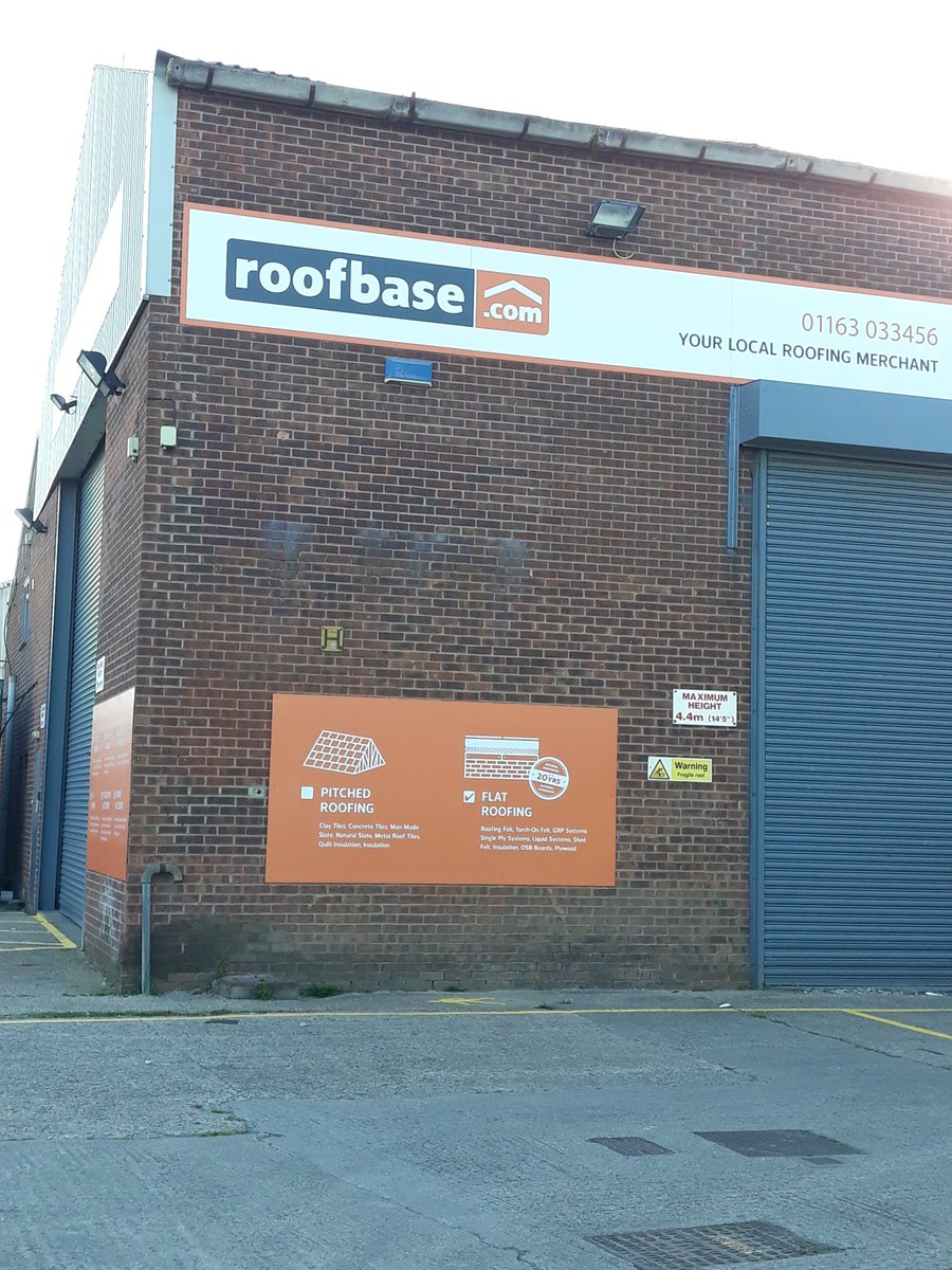 stevemoore14's tweet photo. New signage is up at https://t.co/tc3AatXLkl Leicester, all things are moving along for our grand opening in June #roofbase.com https://t.co/nKmcB87ch3
