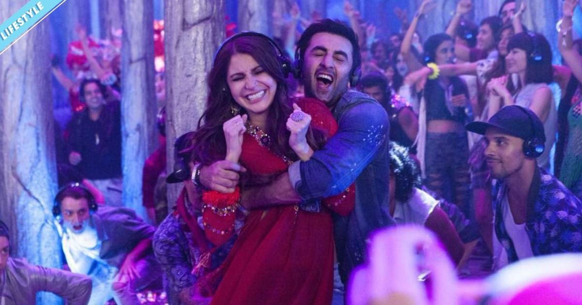 MTVIndia's tweet photo. #TGIF? 9 Things To Not Do If You’re Drinking Tonight (Or Ever) - https://t.co/DmJZgw6Z4D

#FridayFeeling https://t.co/FdNNIU1Xrn