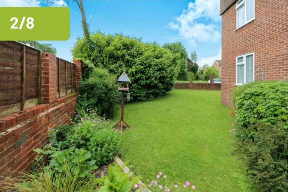GPeesFarnham's tweet photo. Gascoigne - Pees are proud to introduce this spacious new one bedroom apartment in Badshot Lea!  🏢

**Available June 2018** 

Please see our link below for more info. 
https://t.co/E1K5ypXtaS https://t.co/ob0iTcgygU