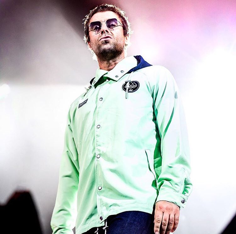 Liam Gallagher Wears @LGWears Timeline, The Visualized Twitter