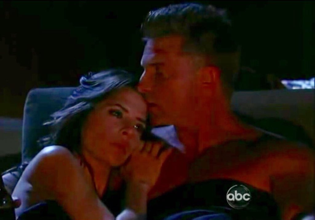PatzPowerz's tweet photo. #TBT #DoesDrewRemember #JaSam making love and that Jason calls Sam 'home' #OGJaSam #Stelly #StellyMagic #ALoveThatJustIs #TheKindOfLoveThatJustIs #JaSamReunion2018 #JustYouAndMe #JaSamIsCumming2018 #DragonandPhoenix
https://t.co/cGkbh7XB0W https://t.co/1O4hhS0T0t