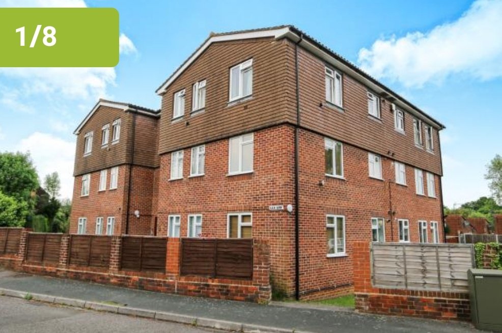 GPeesFarnham's tweet photo. Gascoigne - Pees are proud to introduce this spacious new one bedroom apartment in Badshot Lea!  🏢

**Available June 2018** 

Please see our link below for more info. 
https://t.co/E1K5ypXtaS https://t.co/ob0iTcgygU