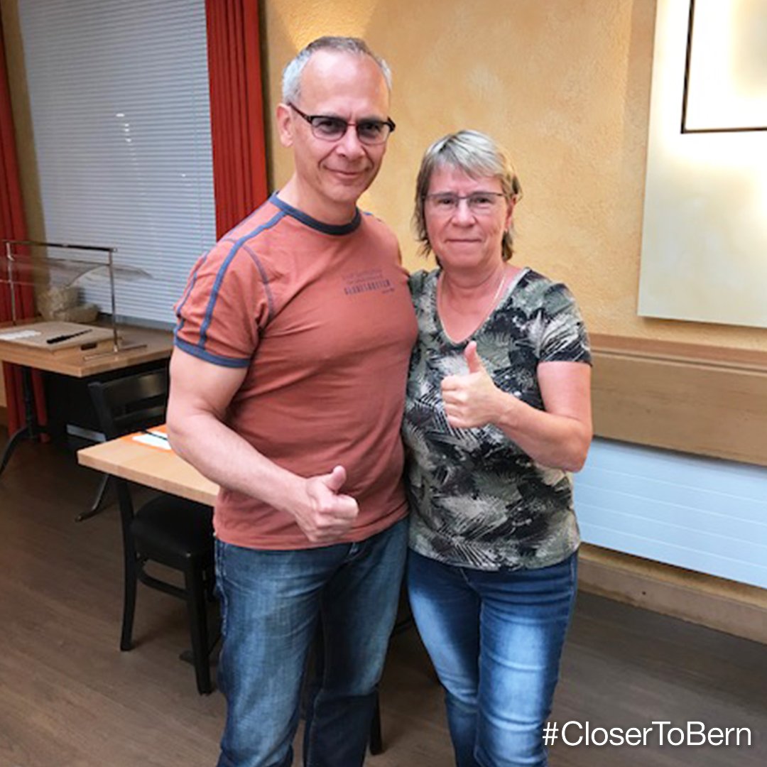 🎉Daumen hoch für dieses deutsche Ehepaar👍🇩🇪🎉 Frau und Herr Märker waren nicht zum letzten Mal im Hotel Jardin Bern. Mit dem Direktbucher-Gutschein werden sie zurückkehren. ✅📞🌐📧👥 Direkt buchen und jubeln: closertobern.ch | #BERNHotels #CloserToBern @HotelJardinCH