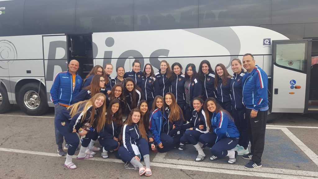 balonmanomarni's tweet photo. 🤾‍♀️ CADETE FEMENINO
🏆 SECTOR NACIONAL C ZARAUTZ
🎙️ En camino!!
Nuestra expedición dirección Zarautz, esta tarde empieza lo bueno. Allí nos esperan @zkeskubaloia @LagunakBM @CBLeganes 
#marniforça #ludbmm #somosunequipo 🔵🐸🔴 https://t.co/10NnNI9tFE