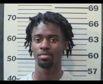 BustedInMobile's tweet image. AARON LAMAR NELSON