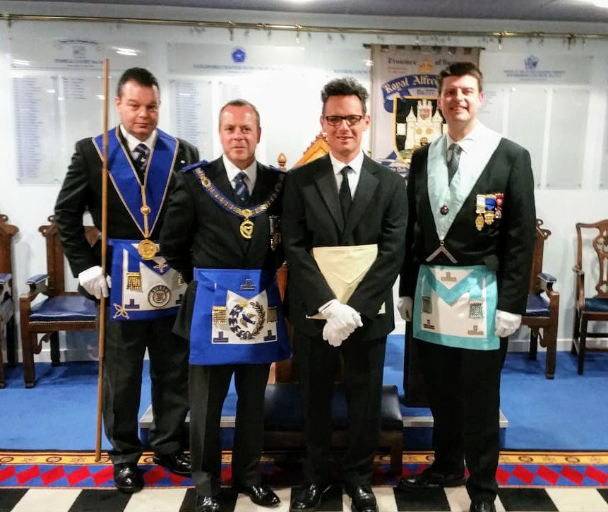 GuildfordMason's tweet photo. Last night we welcomed a new Brother into our Lodge, accompanied by @SurreyMason APGM Mike Harding. Welcome Bro Chris! https://t.co/soFrJhGvPQ