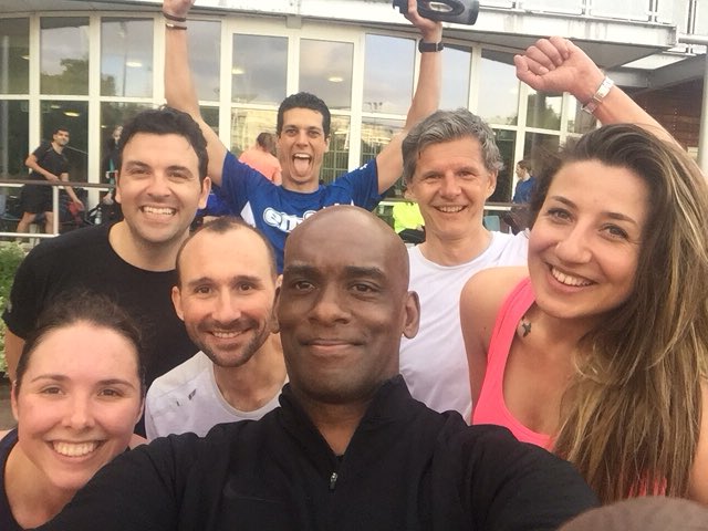 The gang doing sprints yesterday evening #londontri #triathlon #premiertri