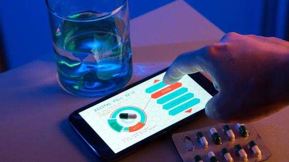 ChangeonsLeJeu's tweet image. RT @seniorconnecte: #seniorconnecte @guillaumgrallet Le pilulier connecté imedipac et la medipac box invités de #Tech24 sur France 24.  #silvereco #data #Innovation #esante #cyberisque #santeconnectee #dataprivacy #digital #IoT #F…