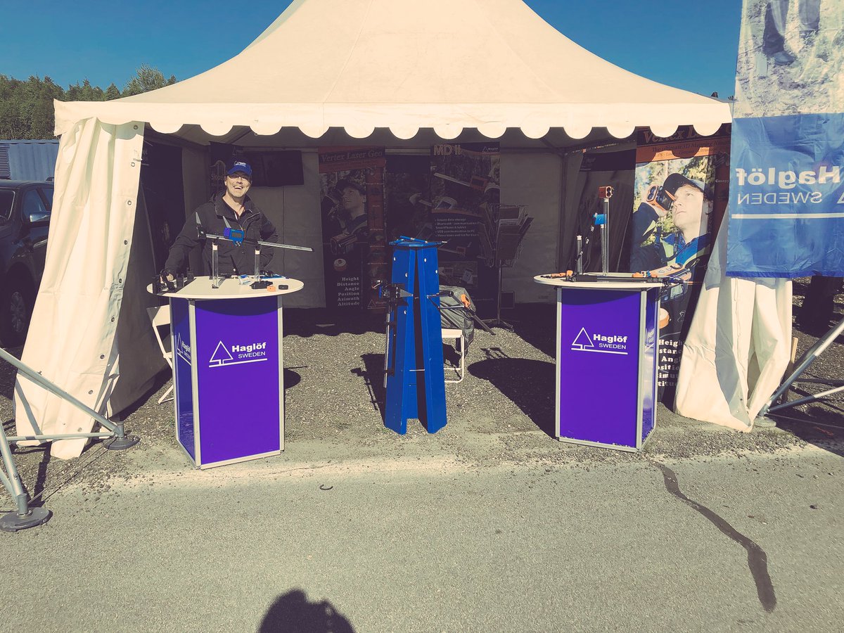 Haglofsweden's tweet image. Daniel och Sigge från Haglöf Sweden hälsar er alla hjärtligt välkommen till skogsmaskinsdagarna här i Karlskoga. Tält nr: SM27. #DPII #VertexlaserGEO #vertex #forestry